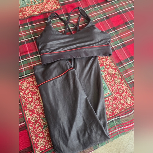 ZYIA Pants - ZYIA Metallic Leggings & Bra Set 6 To 8